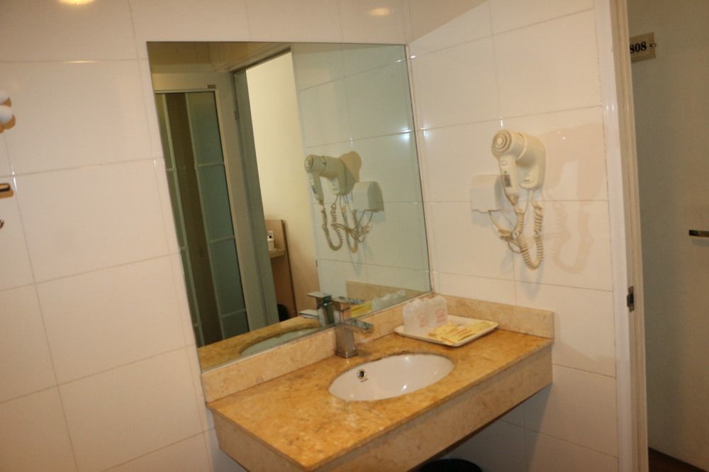 Yixin Business Hotel Guangzhou Luaran gambar